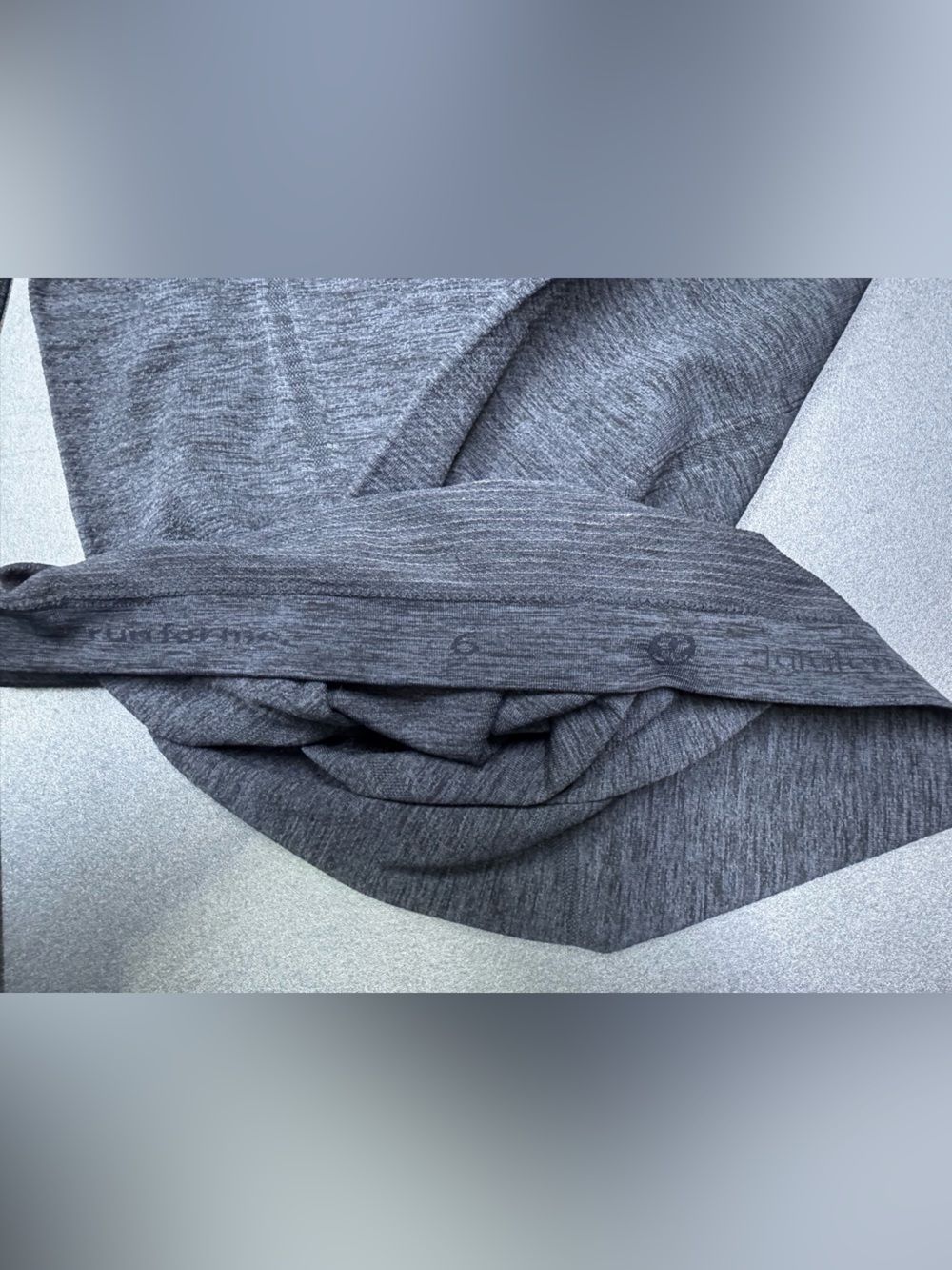 Lululemon Swiftly Tech Long Sleeve Heathered Gray Thumbhole Top Size 6 - Picture 2 of 5